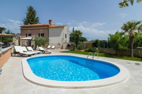 Villa Olden, traditional stone house